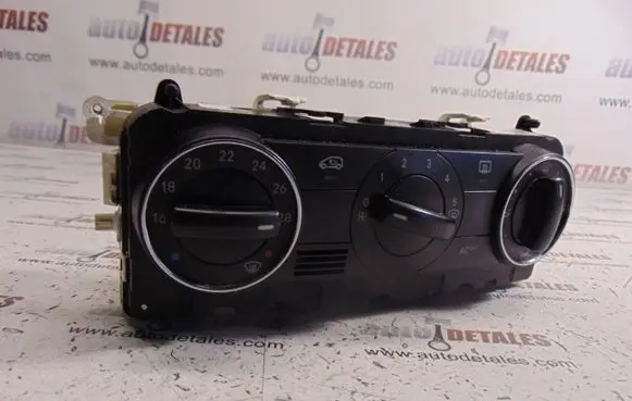 Mercedes-Benz A W169 Climate control unit A1698301385