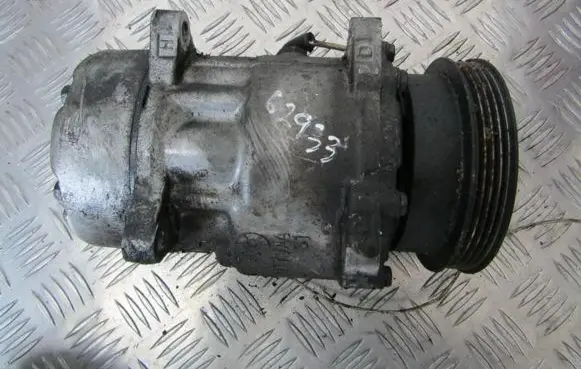 Renault Scenic I Air conditioning (A/C) compressor (pump)