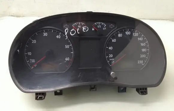 Volkswagen Polo Speedometer (instrument cluster) 6Q0920820N