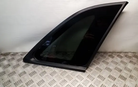 Rear side window