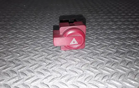 Citroen C4 I Hazard light switch