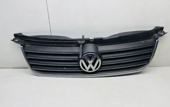 Volkswagen PASSAT B5.5 Front bumper upper radiator grill 3B0853651L 3B0853651J 3B0853651K