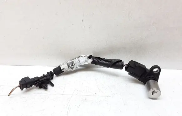 Volvo V50 Crankshaft position sensor 31331765