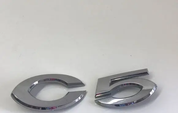 Citroen C5 Manufacturers badge/model letters 9653335080