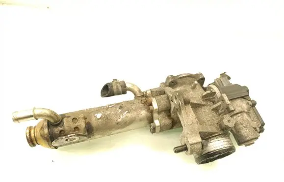 Volvo XC90 EGR valve cooler 8801828