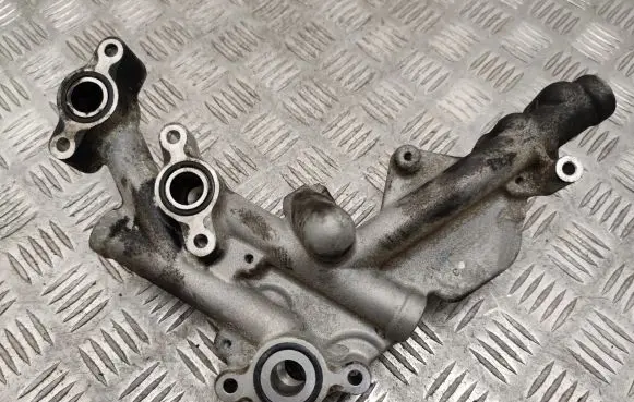 Toyota RAV 4 (XA30) Engine coolant pipe/hose