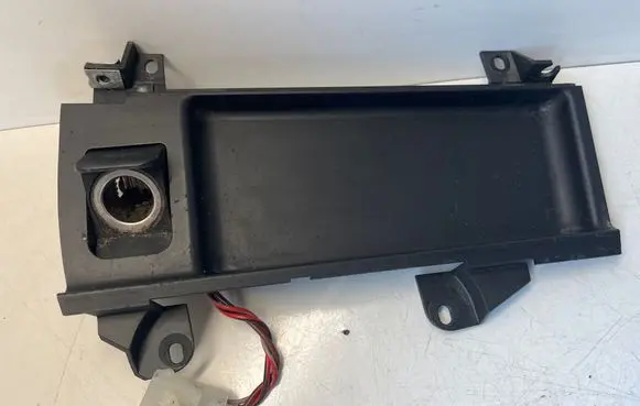 BMW 5 E39 12 V Socket (front) 8159694
