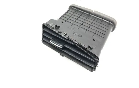 KIA Ceed Dash center air vent grill 97410A2200 814114488