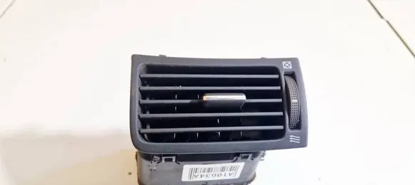 Toyota Avensis T250 Dash center air vent grill 8518