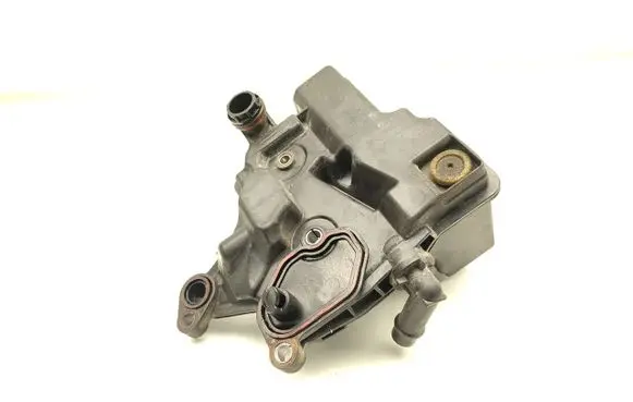 Volvo S40 Oil breather separator 9671271480 9670033180