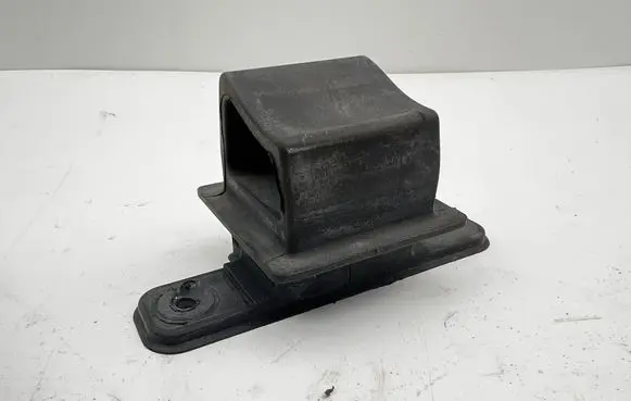 Jeep Grand Cherokee WL Tailgate/trunk/boot lid buffer 68468232AA