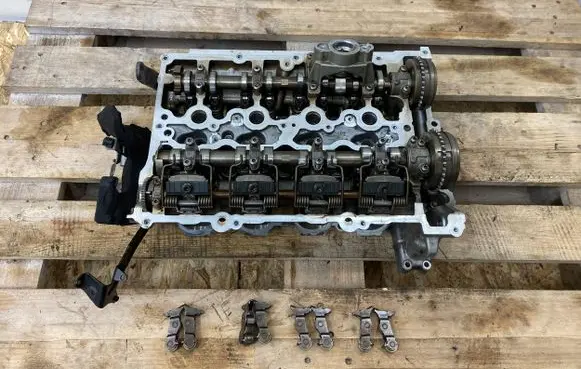 BMW 3 F30 F35 F31 Engine head 11128631742 8631742 11378630462