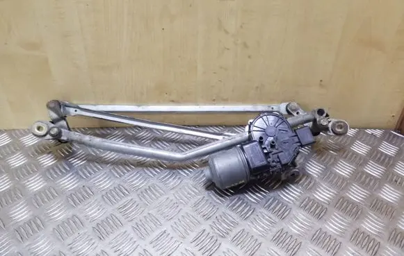 Mazda 3 I Front wiper linkage and motor 0390241732 4M5117508BA B32H67340