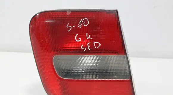 Volvo S70 V70 V70 XC Tailgate rear/tail lights 9151633 9151635