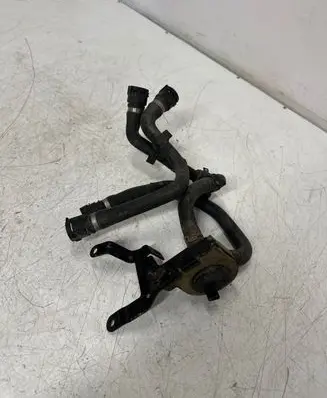 Opel Insignia B Electric auxiliary coolant/water pump 13592756