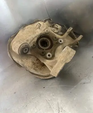 Audi A6 S6 C6 4F Rear wheel hub spindle/knuckle 