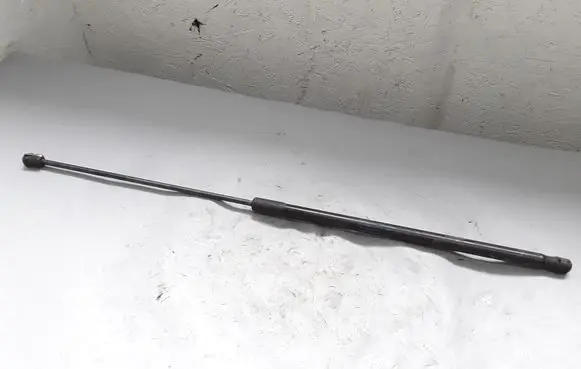 Volkswagen PASSAT B7 Front bonnet/hood damper/strut 3AA823359A