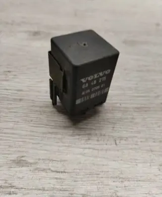 Volvo S40, V40 Other relay 6848215