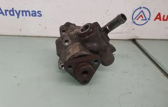 BMW 1 E81 E87 Power steering pump 7692974 6768155 32416768155