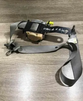 Nissan X-Trail T30 Front seatbelt XTRAIL LEFTSIDEFRONT