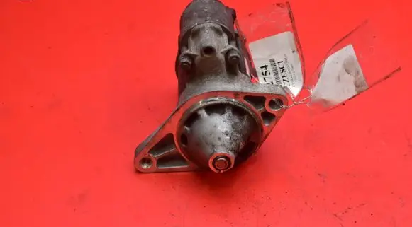 Toyota Yaris Starter motor 28100-0J050