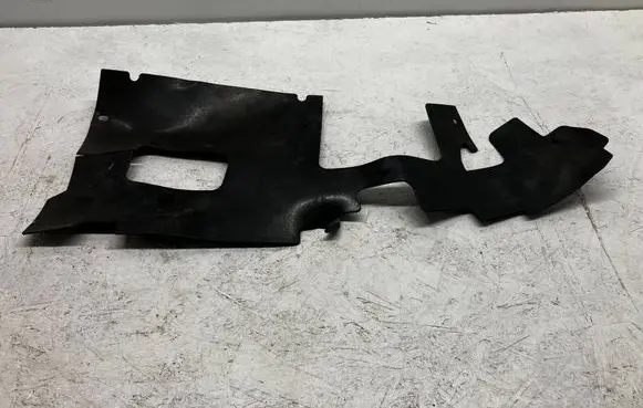 Jeep Grand Wagoneer Intercooler air guide/duct channel 