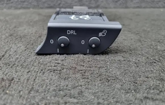 Audi A4 S4 B7 8E 8H Other switches/knobs/shifts 8E1919094D