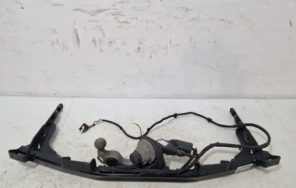 Volkswagen PASSAT B9 Tow bar 3J0803881