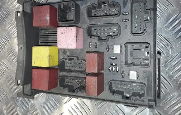 Renault Espace - Grand espace IV Comfort/convenience module 8200447435A 518832118