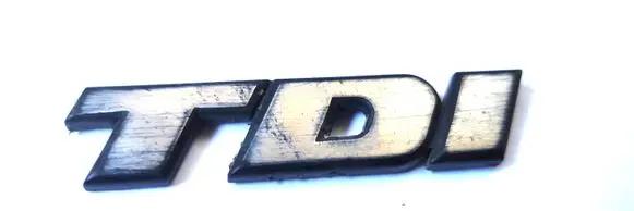 Volkswagen Golf III Manufacturers badge/model letters 