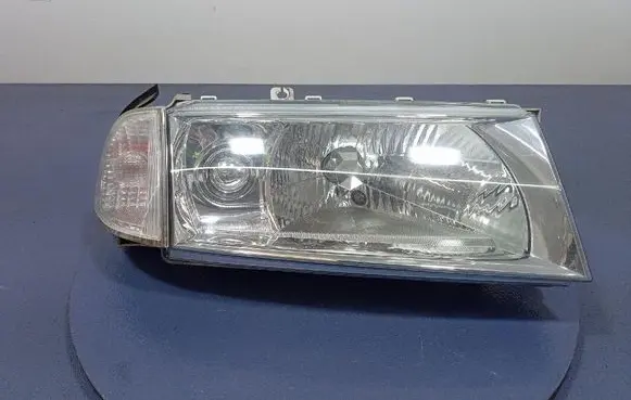 Skoda Octavia Mk1 (1U) Headlight/headlamp 1U1941016K