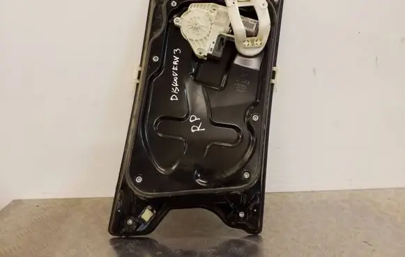 Land Rover Discovery 3 - LR3 Sliding door window regulator with motor D2R5A 250108 994731