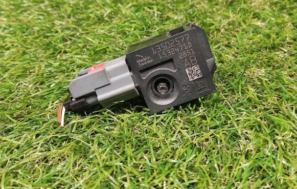 Chevrolet Cruze Airbag deployment crash/impact sensor 13502577