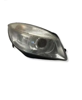 Skoda Fabia Mk2 (5J) Headlight/headlamp 24783200
