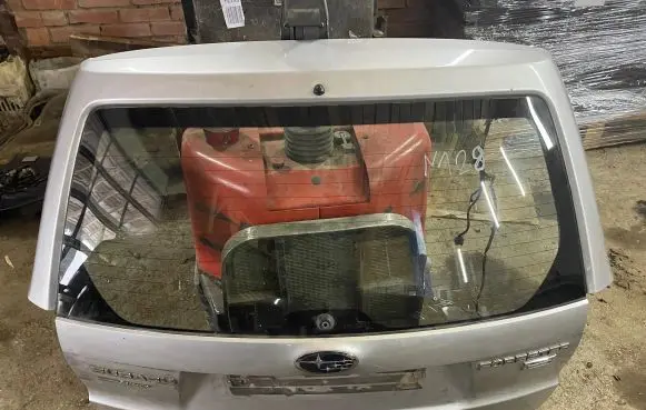 Subaru Forester SH Tailgate/trunk/boot lid