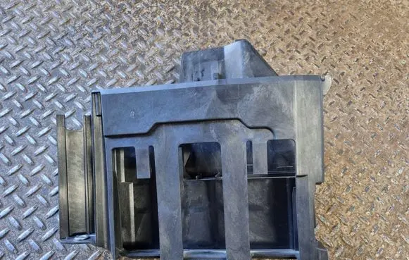 BMW 2 F44 Engine control unit holder 8581370