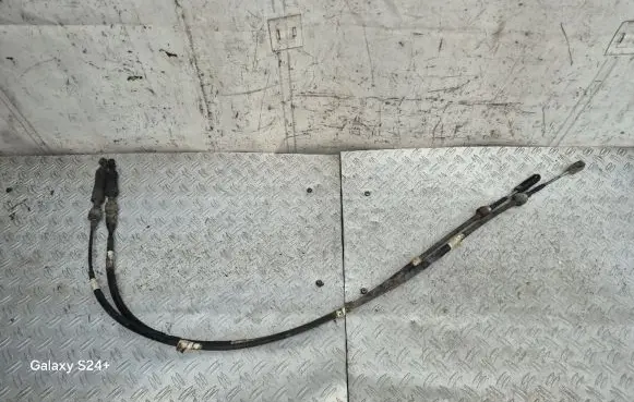 Subaru Forester SH Gear shift cable linkage