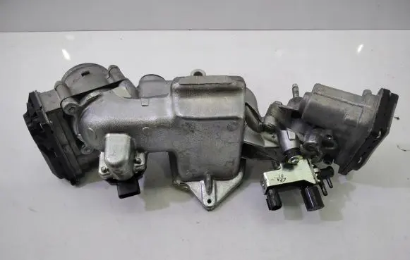 Subaru XV Intake manifold