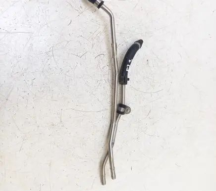 Mercedes-Benz E W212 Engine coolant pipe/hose 3017529