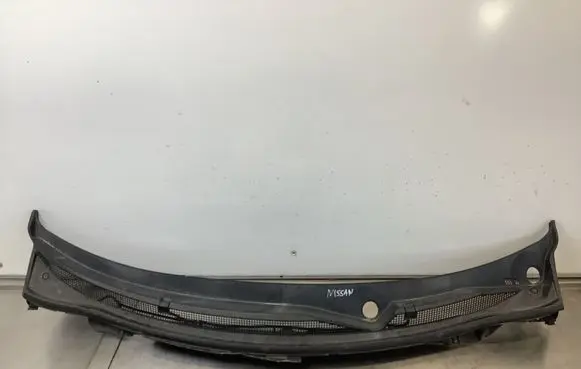 Nissan Qashqai Wiper trim 668624EH1A 668624EL1A