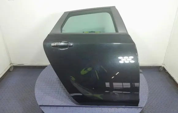 Opel Astra J Rear door