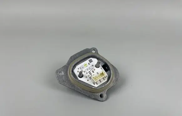 Volkswagen Arteon LED ballast control module 90118048 A2025500211