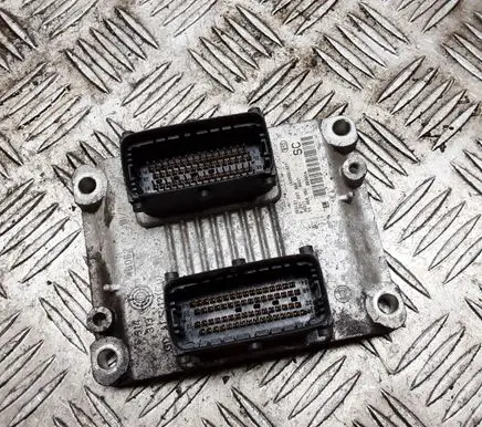 Alfa Romeo 156 Engine control unit/module 1039S01627 0261207960 55350551