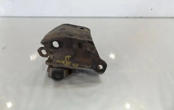 Renault Clio III Rear beam 