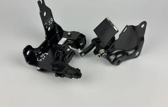 Mercedes-Benz E W212 Seat back rest lock catch A2129200672 A2129209100 1512200921