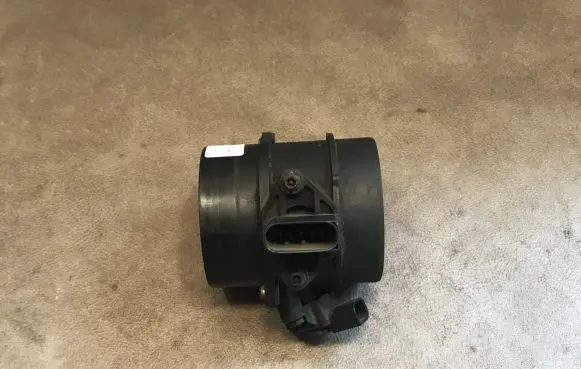 Mercedes-Benz C W204 Mass air flow meter A6460940048