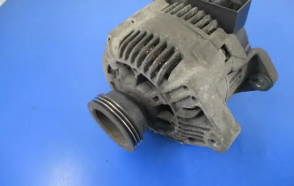 Renault Clio II Generator/alternator
