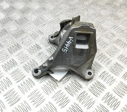 BMW 3 G20 G21 Engine mounting bracket 6876206