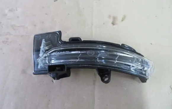 Skoda Octavia Mk3 (5E) Front indicator light 5E0949101