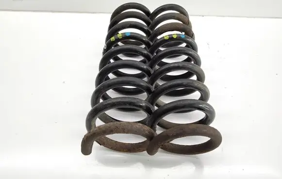 Mercedes-Benz C W203 Rear coil spring